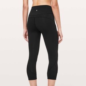 Lululemon In Movement Crops (19”)